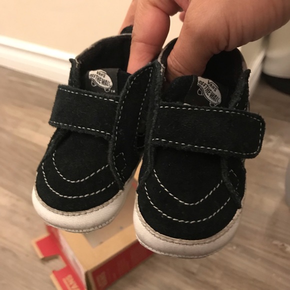 VANS Infant Reef Sharks SK8-HI Crib Shoes - Picture 7 of 8